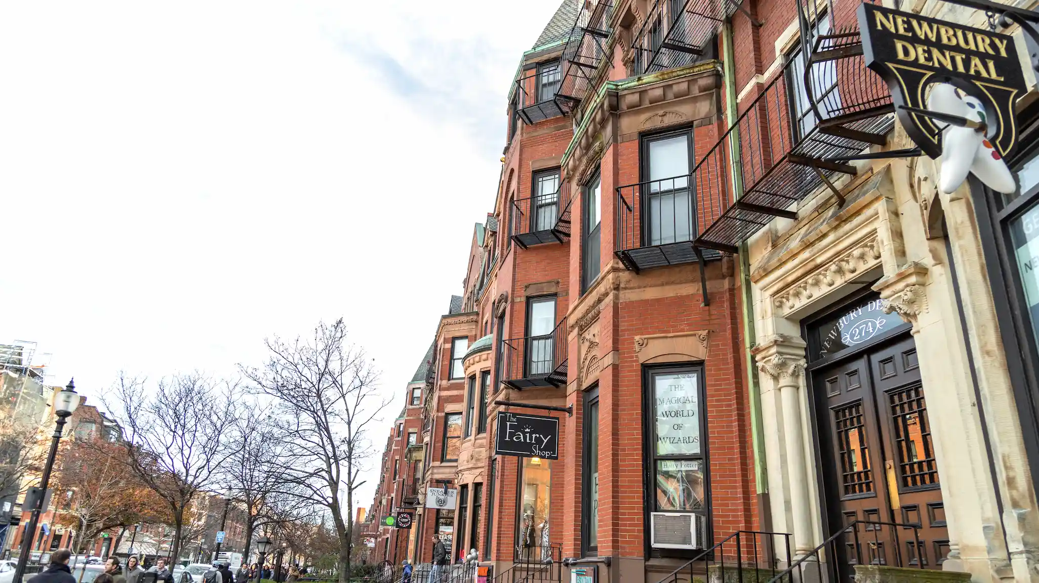 gentle-dental-newbury-outside2